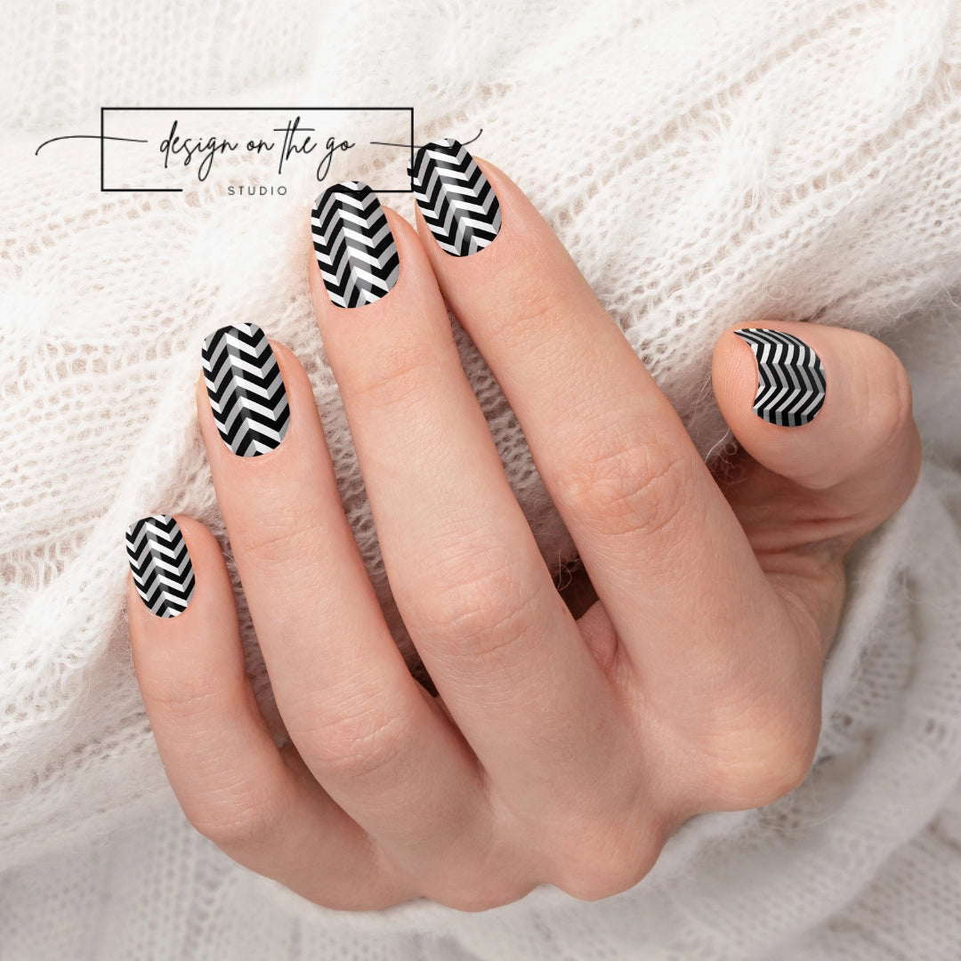 Zigzag Nail Wraps