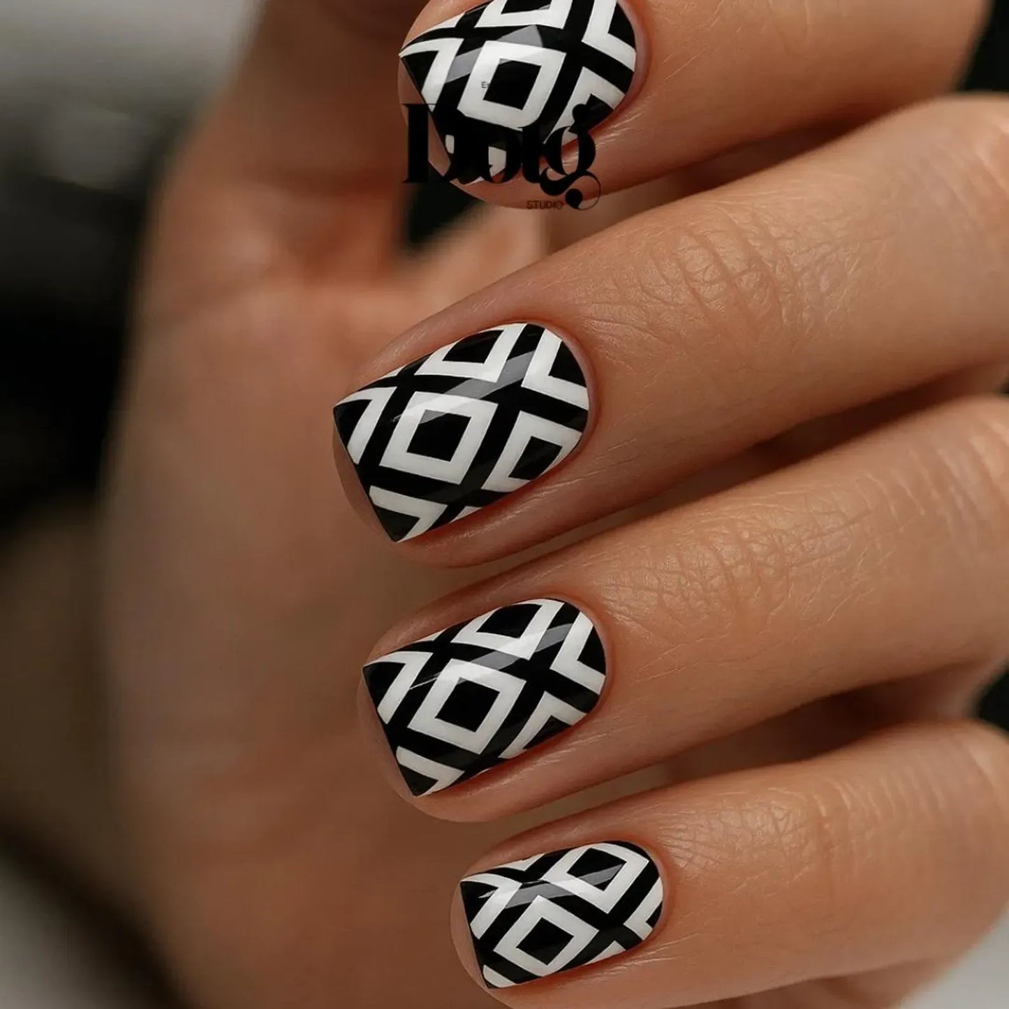 Minimalist Geo Nail Wraps