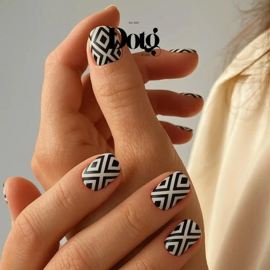 Minimalist Geo Nail Wraps