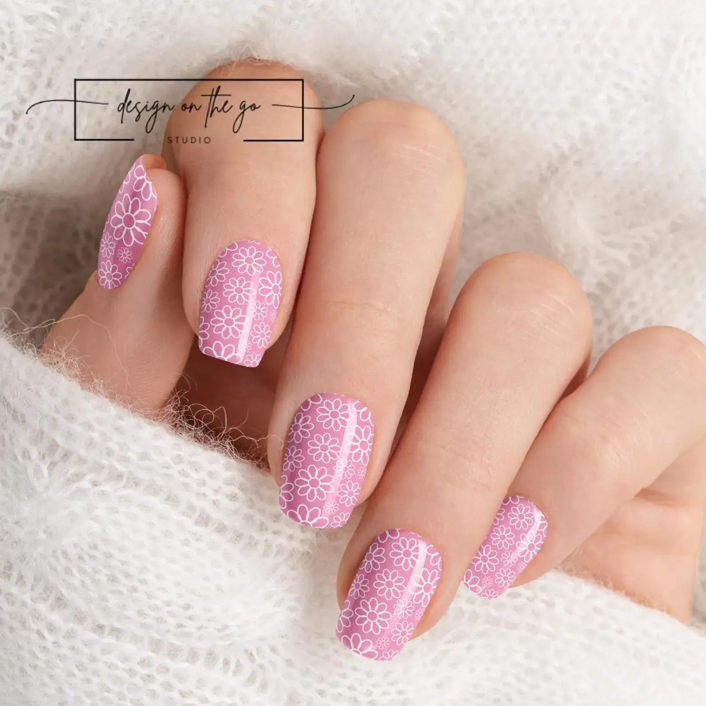Daisies Nail Wraps