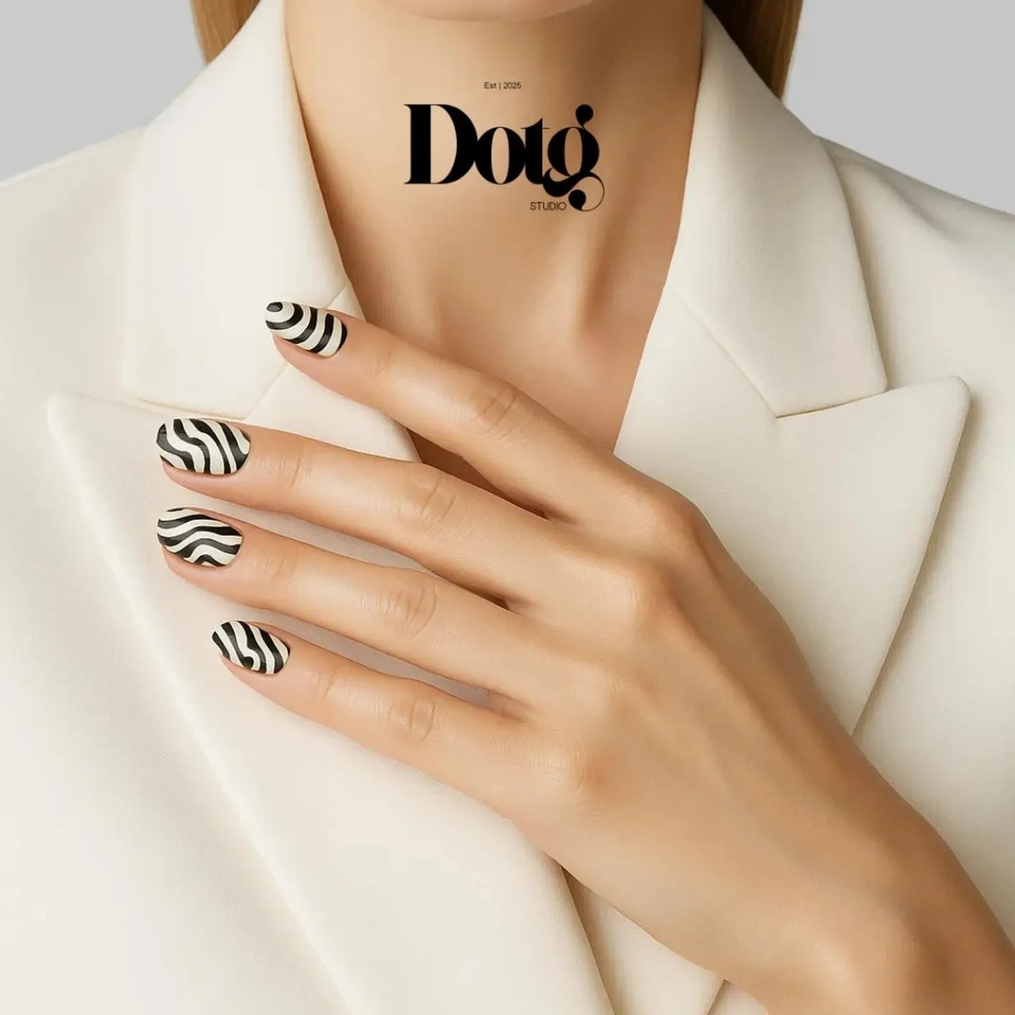 Wavy Nail Wrap