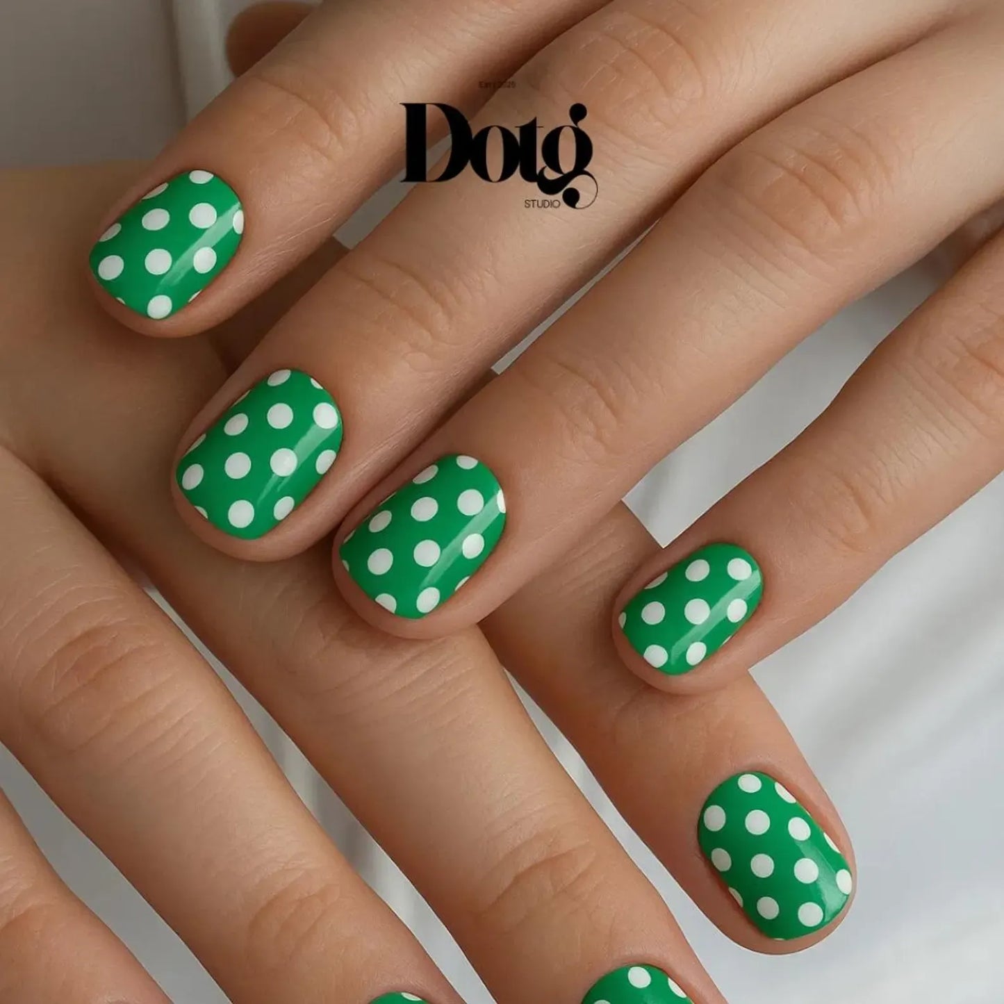 Green Polka Dot Nail Wraps