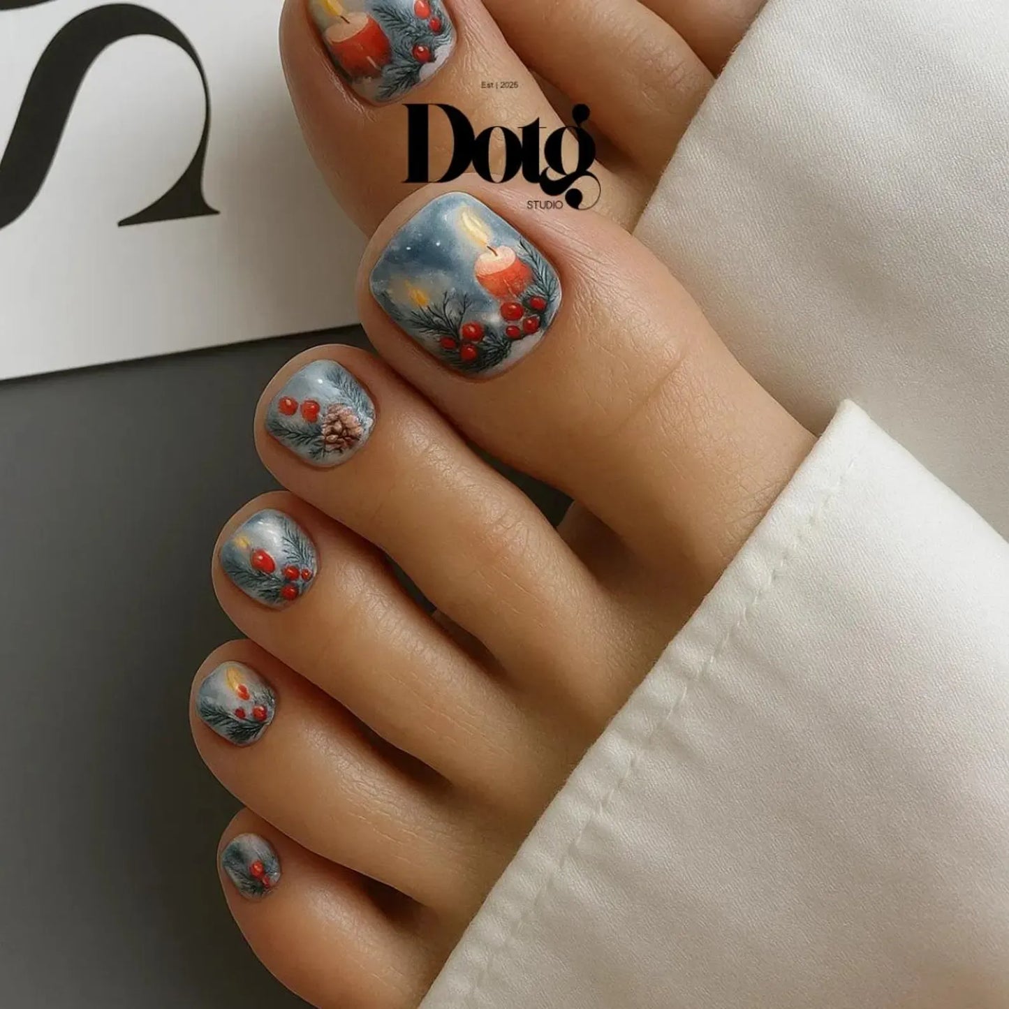 Frosted Eve Nail Wraps