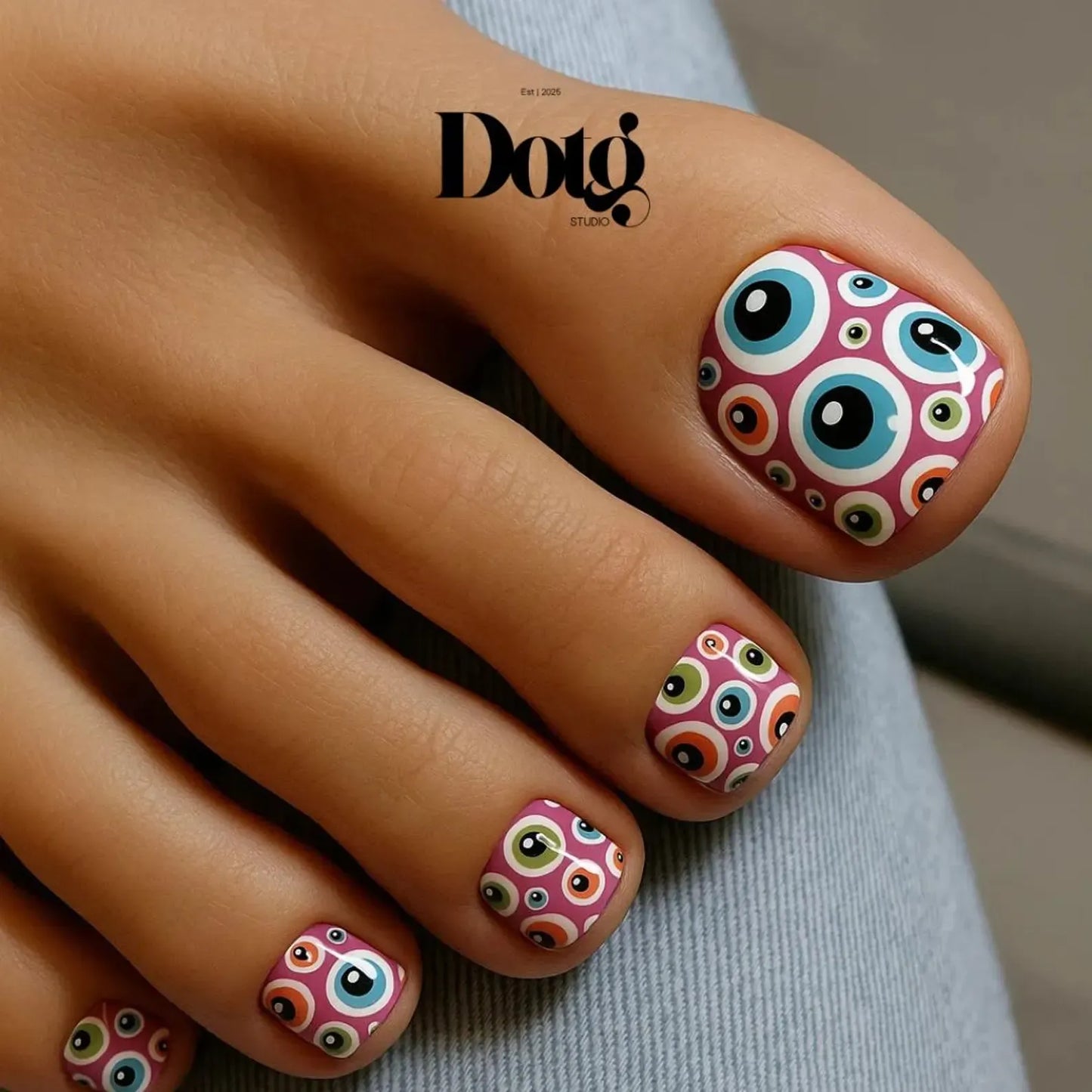 Crazy Eyes Nail Wraps