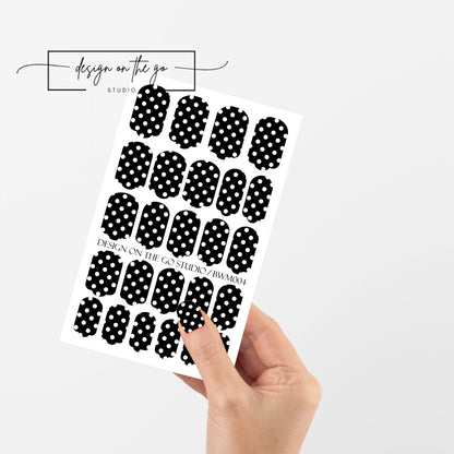 #type_pedicure sample sheet with one hand holding