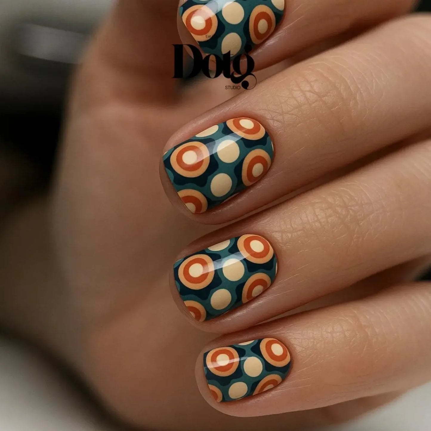 Retro Orbit Nail Wraps