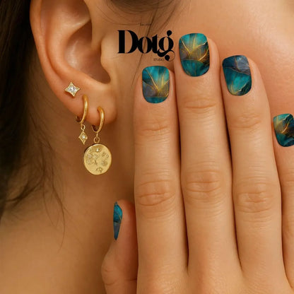 Golden Vein Leaf Nail Wraps