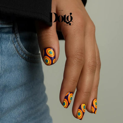 Geometric Bold Nail Wraps