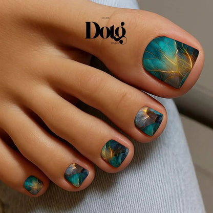 Golden Vein Leaf Nail Wraps