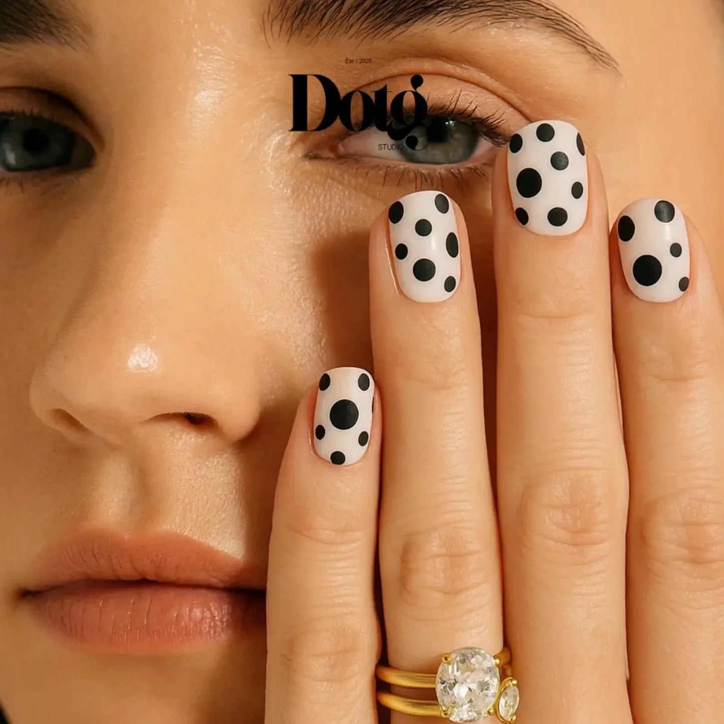 Black Dot Drops Nail Wraps
