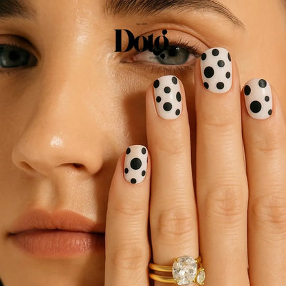 Black Dot Drops Nail Wraps
