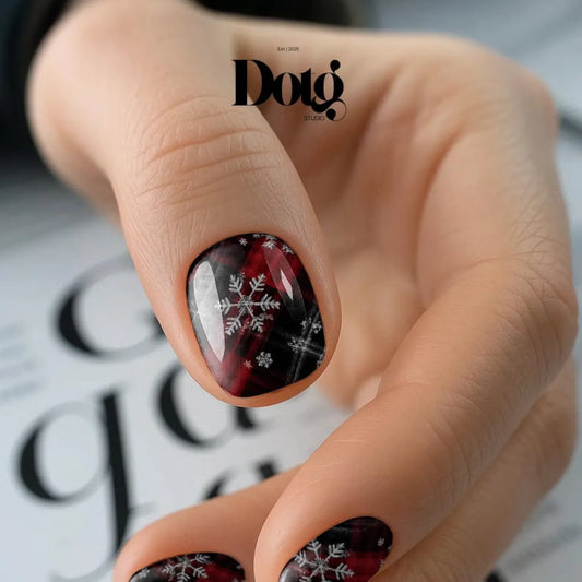 Red Plaid Snowflake Nail Wraps