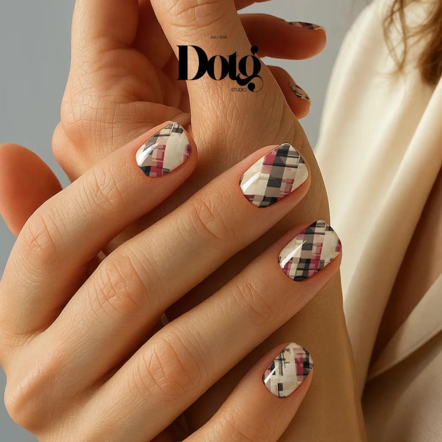 Beige Plaid Nail Wraps